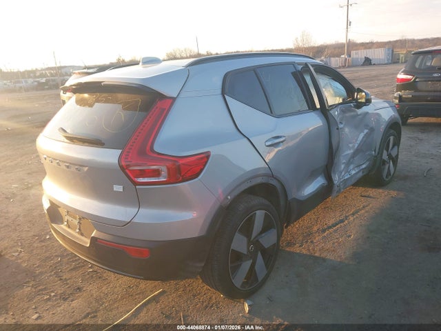 2023 VOLVO XC40 RECHARGE PURE ELECTRIC YV4ED3UM3P2075389 Photo 3