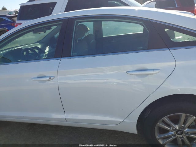 Продажа на аукционе авто 2017 Hyundai Sonata, vin: 5NPE24AF1HH580609, номер лота: 44068890