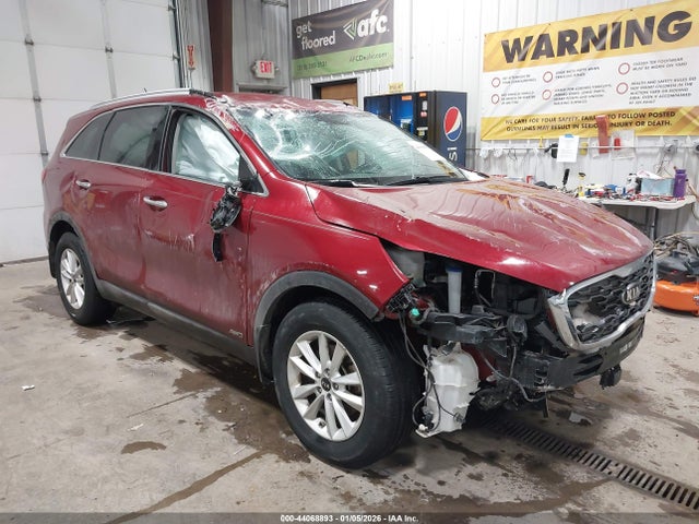 44068893 :رقم المزاد ، 5XYPGDA38LG650123 vin ، 2020 Kia Sorento 2.4l Lx مزاد بيع