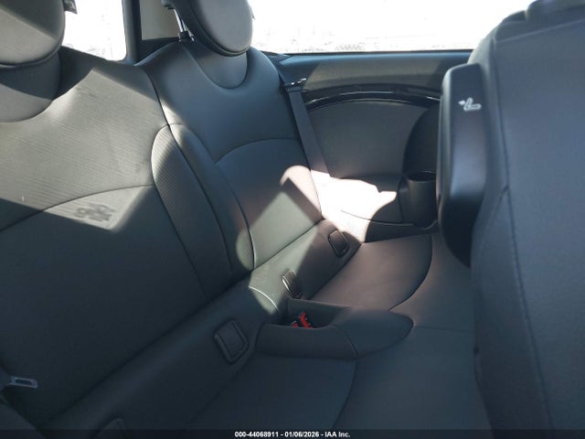 2011 MINI COOPER S CLUBMAN WMWZG3C56BTY35885 Photo 7