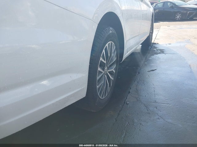 3VWC57BU4KM152772 Volkswagen Jetta 1.4t R-line/1.4t S/1.4t Se