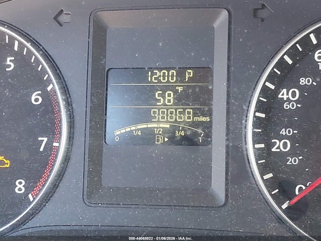 3VWD17AJXEM244268 Volkswagen Jetta 1.8t Se