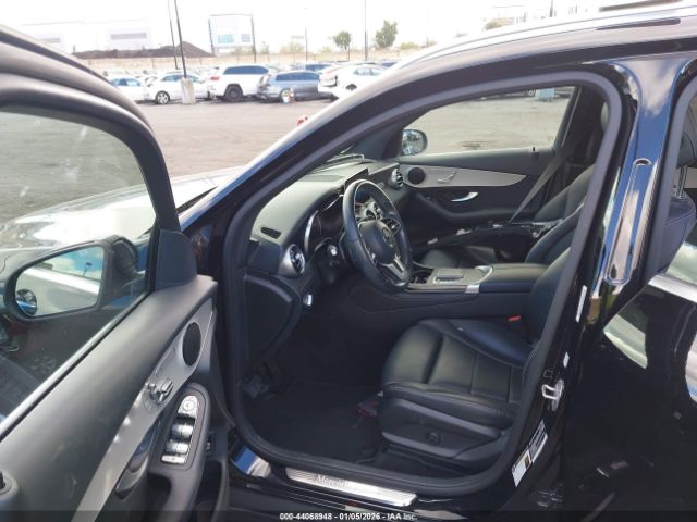 2021 MERCEDES-BENZ GLC 300 W1N0G8DB9MV266284 Photo 4