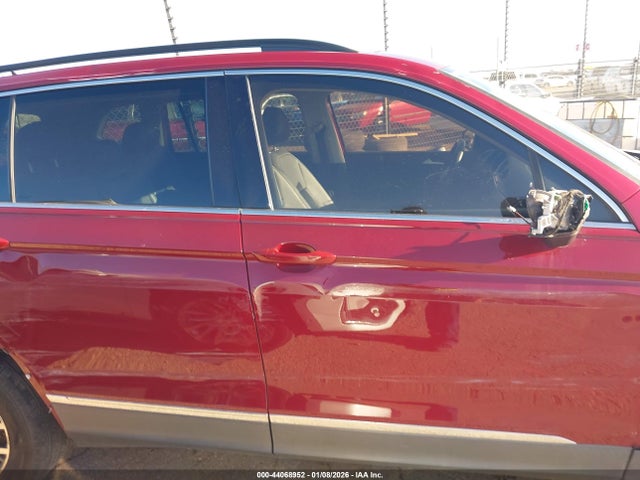 Продажа на аукционе авто 2020 Volkswagen Tiguan 2.0t Se/2.0t Se R-line Black/2.0t Sel, vin: 3VV3B7AX9LM040172, номер лота: 44068952