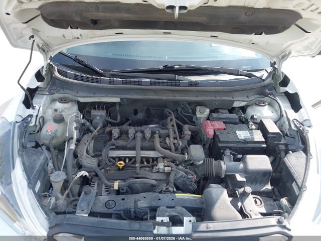 3N1CP5CU8KL499269 Nissan KICKS SR