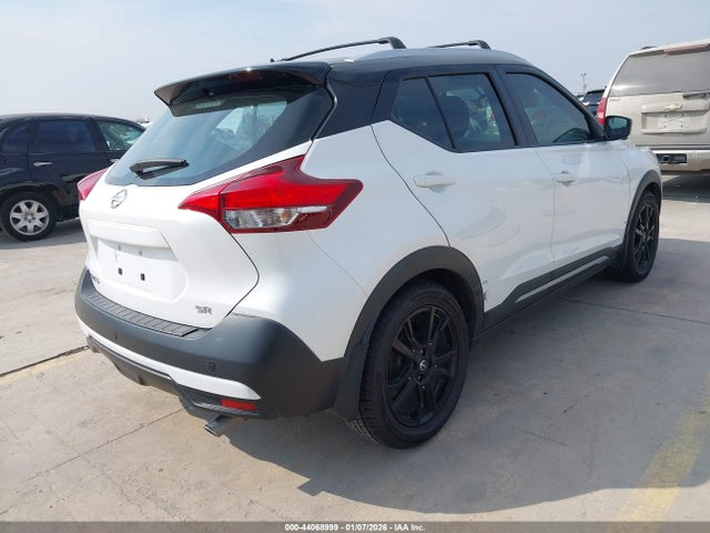 3N1CP5CU8KL499269 Nissan KICKS SR
