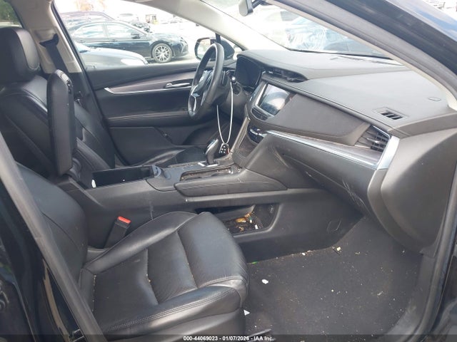 2018 CADILLAC XT5 1GYKNCRS8JZ100919 Photo 4