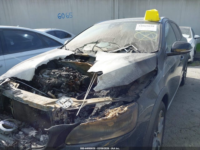 2017 VOLVO V60 CROSS COUNTRY YV440MWK4H1037458 Photo 1