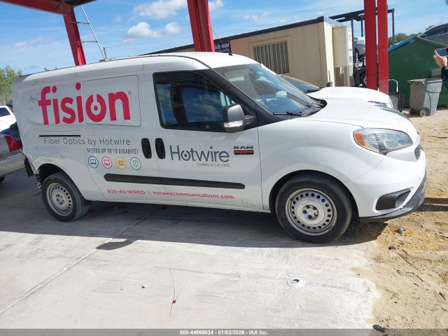 Продажа на аукционе авто 2022 Ram Promaster City Cargo Van, vin: ZFBHRFABXN6Y16457, номер лота: 44069034