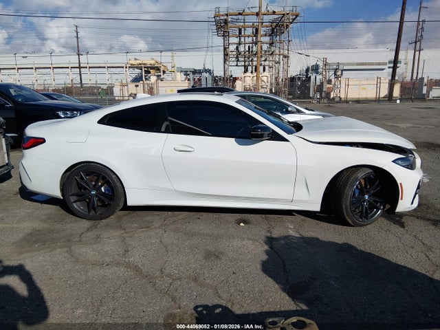 BMW M440I 2022 WBA83AP02NCK07160 Image 13