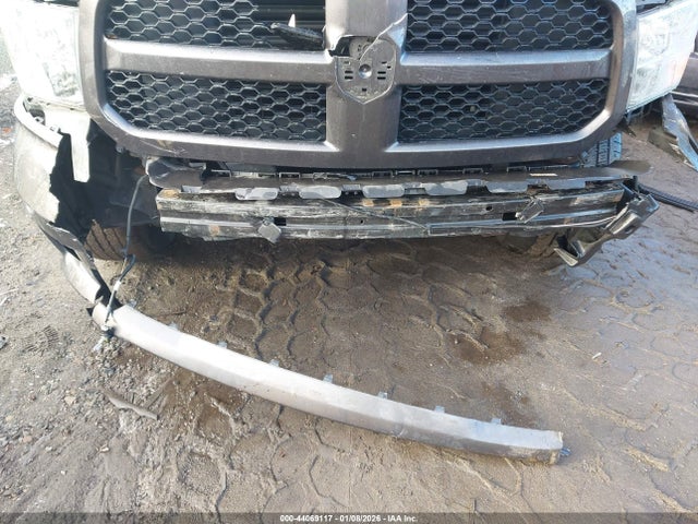 44069117 :رقم المزاد ، 1C6RR7FT5HS581901 vin ، 2017 Ram 1500 Express  4x4 6'4 Box مزاد بيع