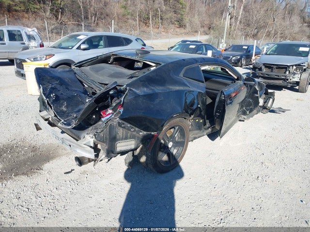 2016 CHEVROLET CAMARO 1G1FA1RX8G0164600 Photo 3