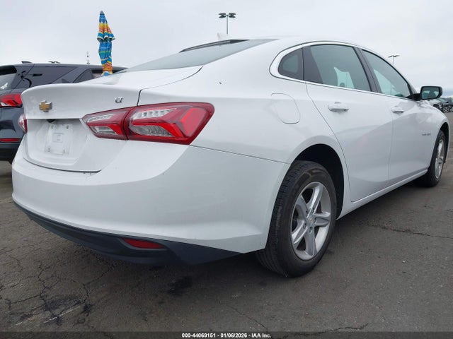 1G1ZD5ST8NF195021 Chevrolet Malibu Fwd Lt
