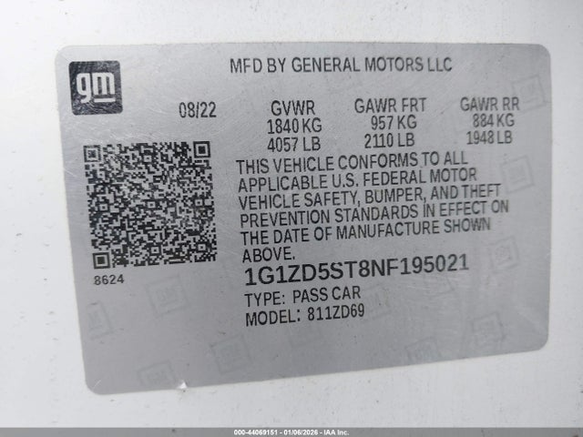 1G1ZD5ST8NF195021 Chevrolet Malibu Fwd Lt