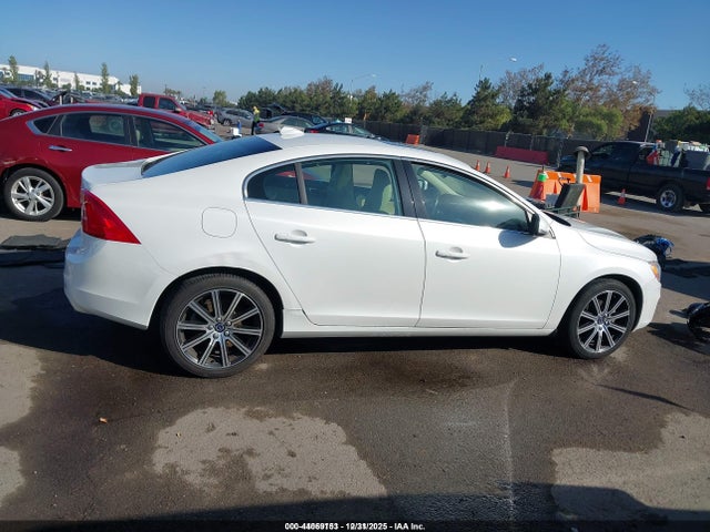 LYV402HK5JB171799 Volvo S60 Inscription T5