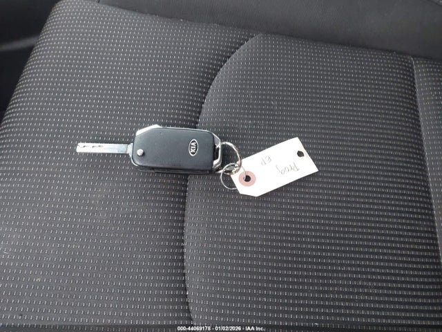 3KPF24AD4KE109746 KIA Forte Lxs