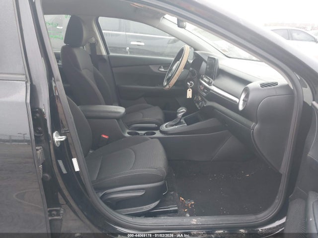 3KPF24AD4KE109746 KIA Forte Lxs