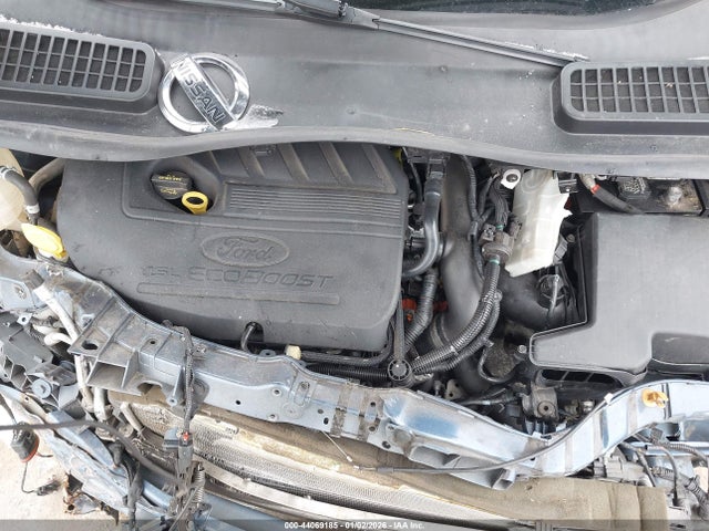 1FMCU9GD9JUC24100 Ford ESCAPE SE