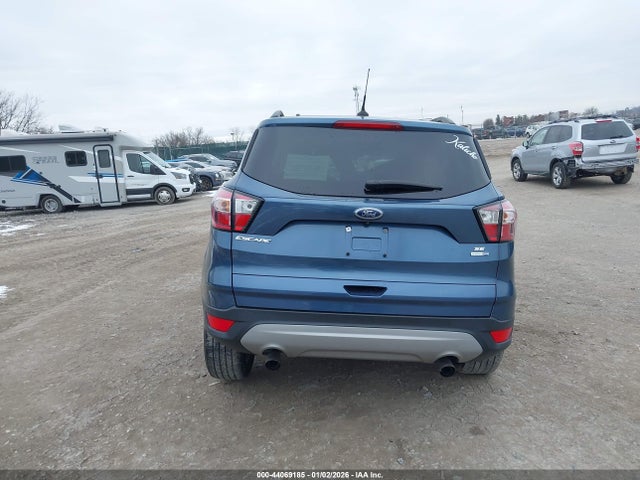 1FMCU9GD9JUC24100 Ford ESCAPE SE