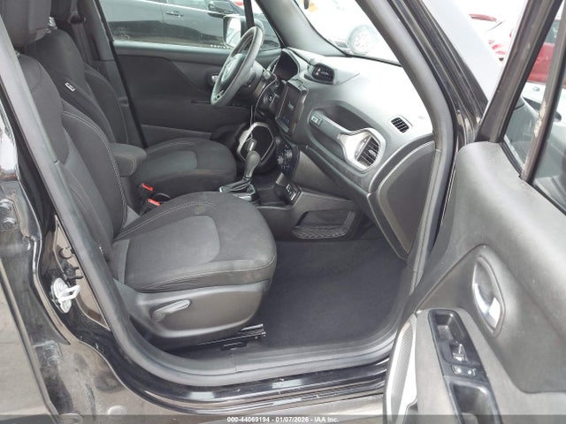 ZACNJCBB9MPM52738 Jeep Renegade Latitude Fwd