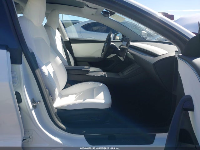 2024 TESLA MODEL 3 5YJ3E1EB6RF792488 Photo 4