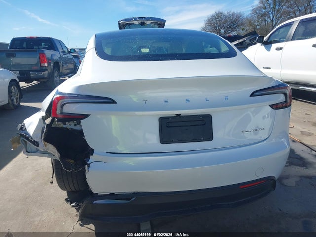 2024 TESLA MODEL 3 5YJ3E1EB6RF792488 Photo 5