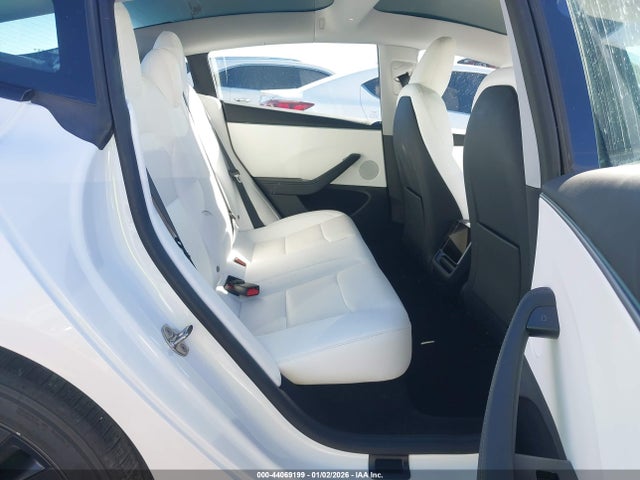 2024 TESLA MODEL 3 5YJ3E1EB6RF792488 Photo 7