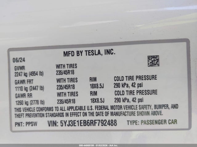 2024 TESLA MODEL 3 5YJ3E1EB6RF792488 Photo 8
