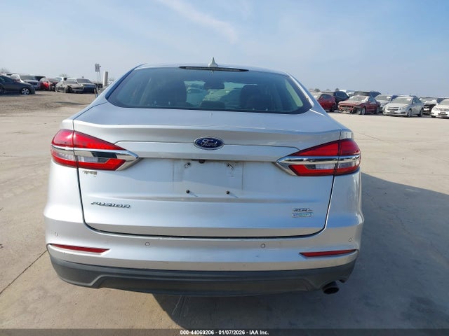 Ford FUSION SEL 2019 3FA6P0CD4KR234171 Image 16
