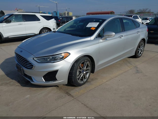 Ford FUSION SEL 2019 3FA6P0CD4KR234171 Image 2
