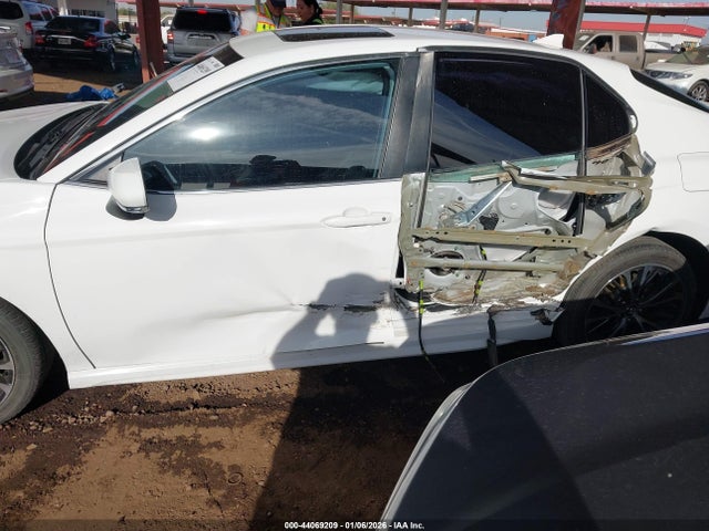 4T1M11AK3LU912621 Toyota CAMRY SE