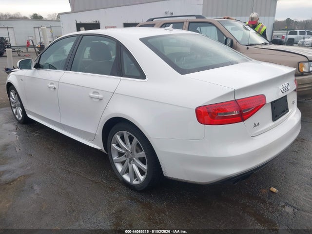 2014 AUDI A4 WAUBFAFLXEN027664 Photo 2