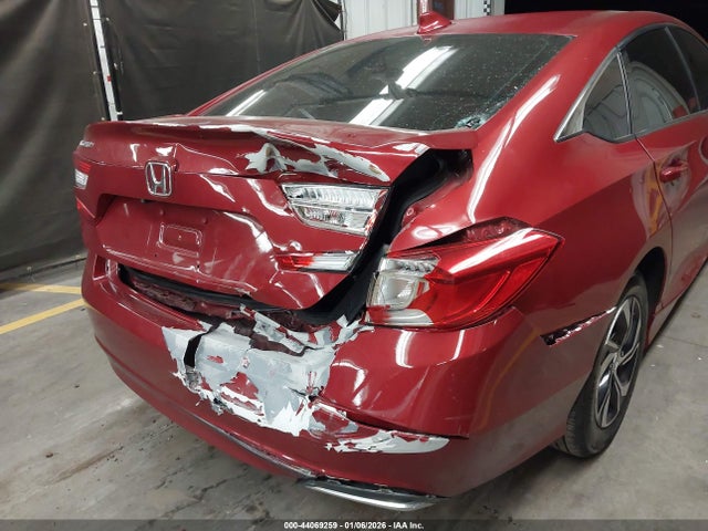 Honda l15be 2018 1HGCV1F16JA211463 Image 17
