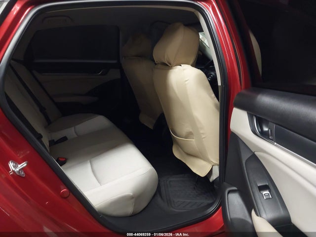 Honda l15be 2018 1HGCV1F16JA211463 Image 8