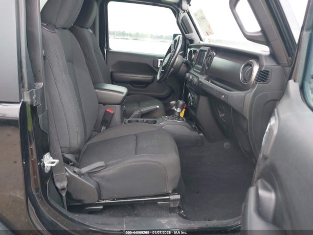 2019 JEEP WRANGLER 1C4HJXAN4KW682027 Photo 4