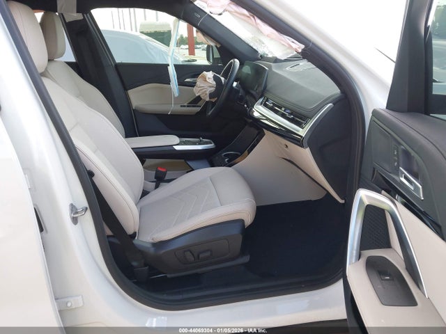 Продаж на аукціоні авто 2025 Bmw X1 Xdrive28i, vin: WBX73EF03S5066741, номер лоту: 44069304