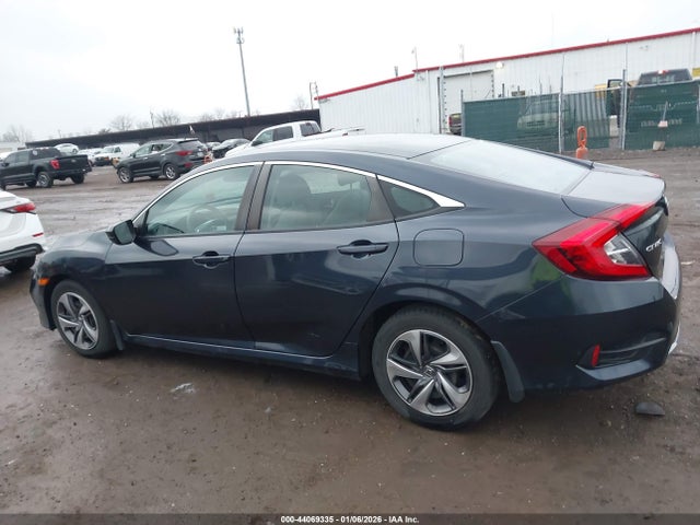 Продаж на аукціоні авто 2019 Honda Civic Lx, vin: 2HGFC2F64KH525586, номер лоту: 44069335
