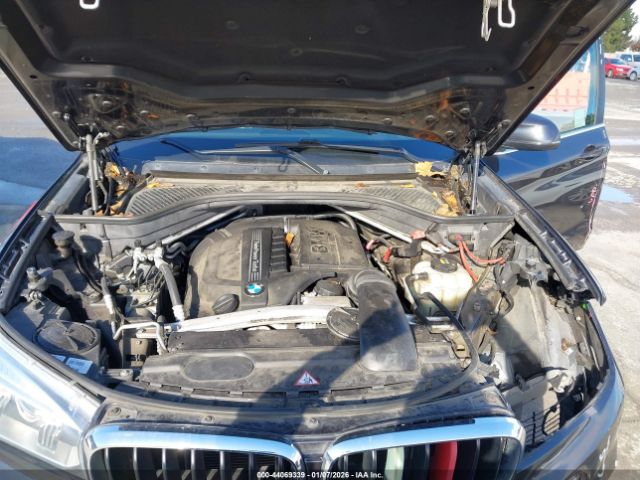 2016 BMW X5 5UXKR2C56G0H42710 Photo 9