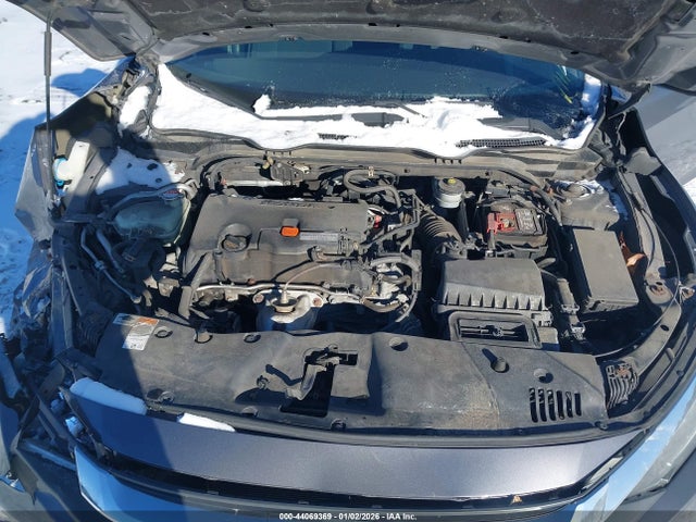 Honda Civic Lx 2018 2HGFC2F5XJH563944 Image 10