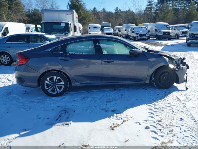 Honda Civic Lx 2018 2HGFC2F5XJH563944 Image 13