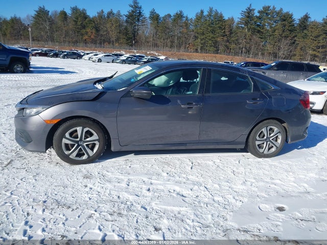 Honda Civic Lx 2018 2HGFC2F5XJH563944 Image 14