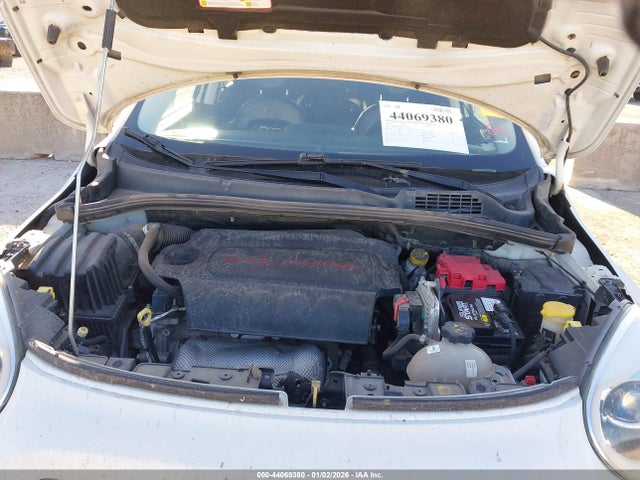 2018 FIAT 500X ZFBCFYDB0JP663134 Photo 9