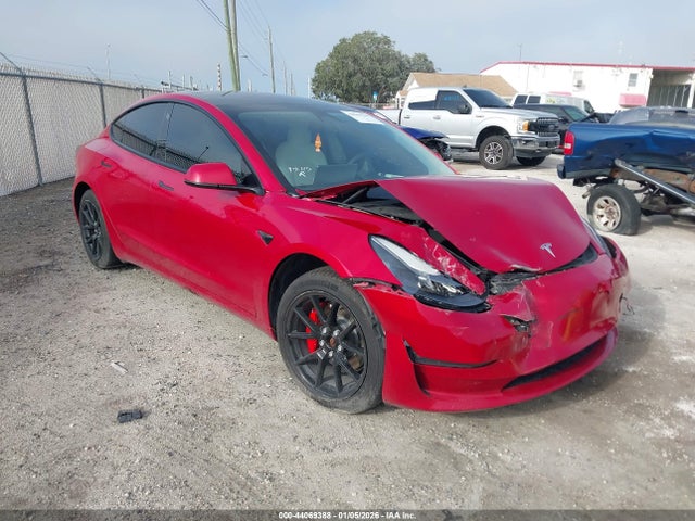 2021 TESLA MODEL 3 5YJ3E1EB1MF093164 Photo 0