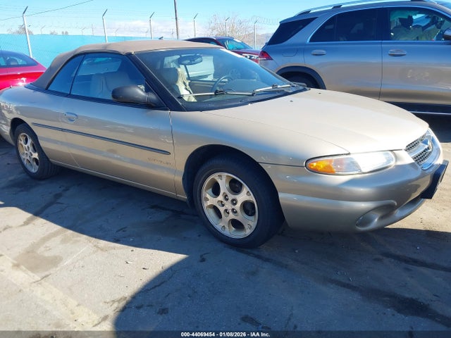 44069454 :رقم المزاد ، 3C3EL55H1WT264854 vin ، 1998 Chrysler Sebring Jxi مزاد بيع
