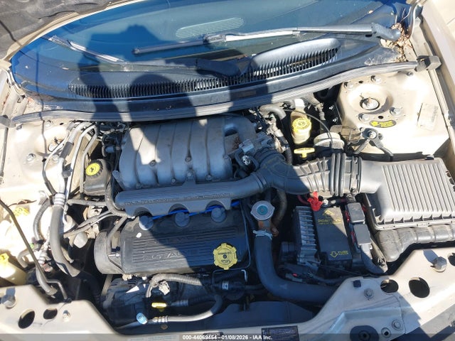 44069454 :رقم المزاد ، 3C3EL55H1WT264854 vin ، 1998 Chrysler Sebring Jxi مزاد بيع