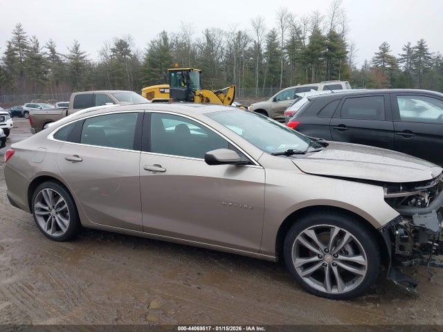 1G1ZD5ST2NF176092 Chevrolet Malibu Fwd Lt