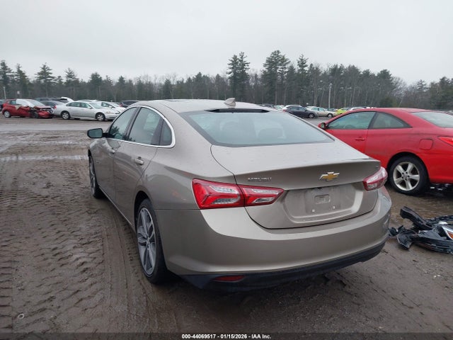 1G1ZD5ST2NF176092 Chevrolet Malibu Fwd Lt