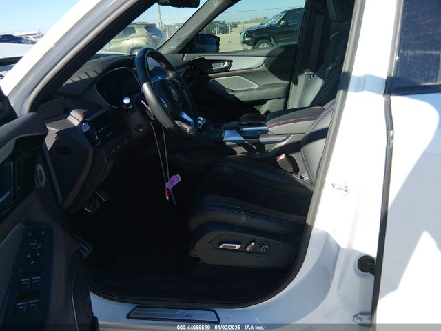 5J8YE1H00PL017504 Acura MDX A-SPEC