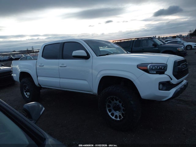 3TMAZ5CN3GM020460 Toyota Tacoma Sr5 V6