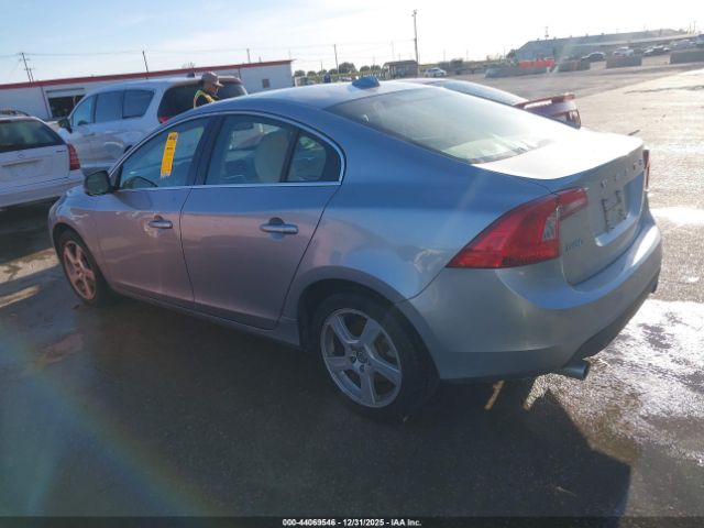 2013 VOLVO S60 YV1612FS4D2182205 Photo 2